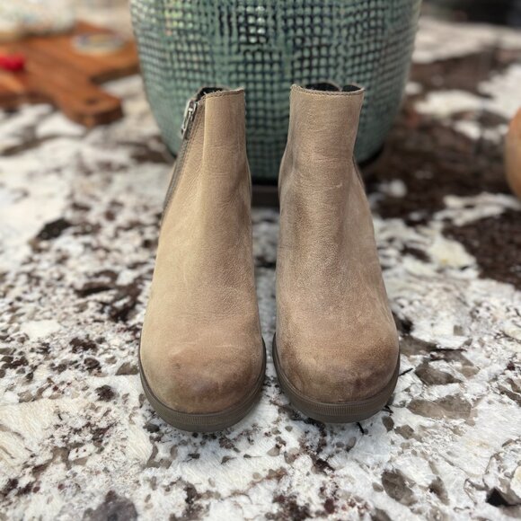 Sorel Joan of Arctic II, Size 7.5 - Picture 5 of 8